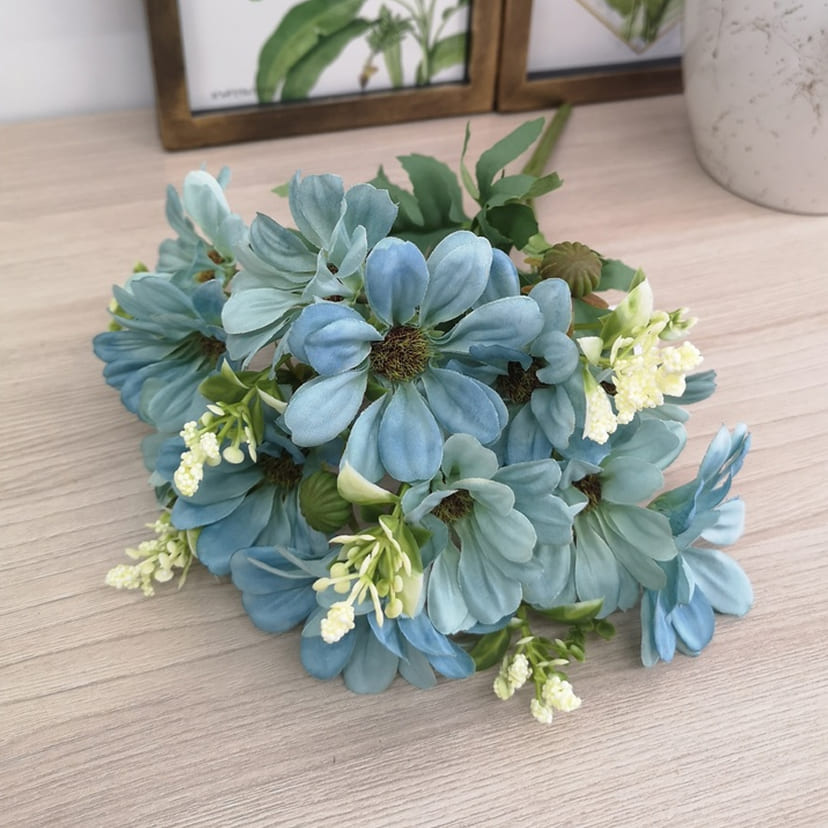 Искусственные цветы в Нижнекамске | Цветы искусственные «Ромашки с бутонами», голубые, букет