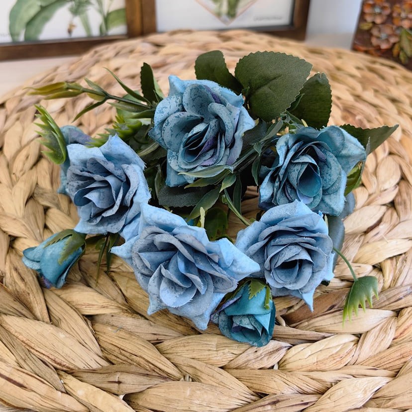 Искусственные цветы в Нижнекамске | Цветы искусственные «Розы», синие, букет